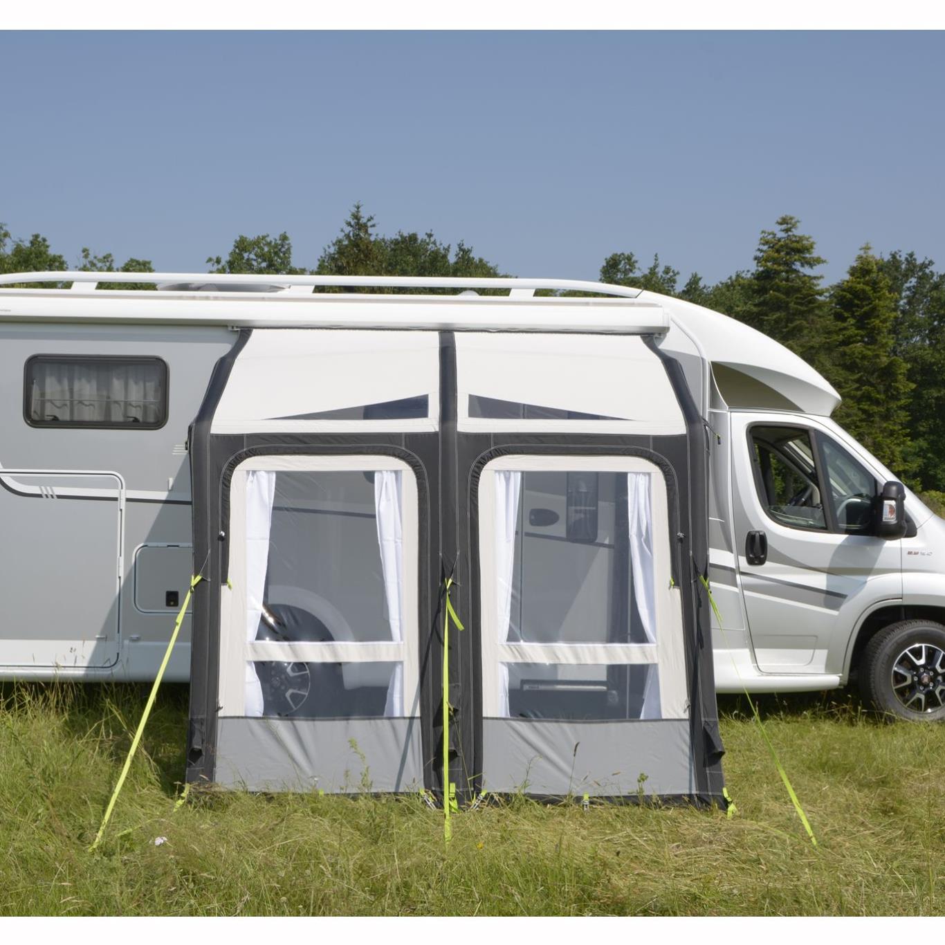 K k camping. Надувная палатка Dometic. Палатка kampa для автодома кемпера. Палатка для автодома кемпера. Дом на колесах с палаткой.